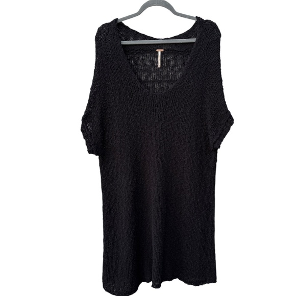 Free People Women’s S Black Knit Bohemian Short Sleeve Tunic Sweater Dress - Picture 4 of 11